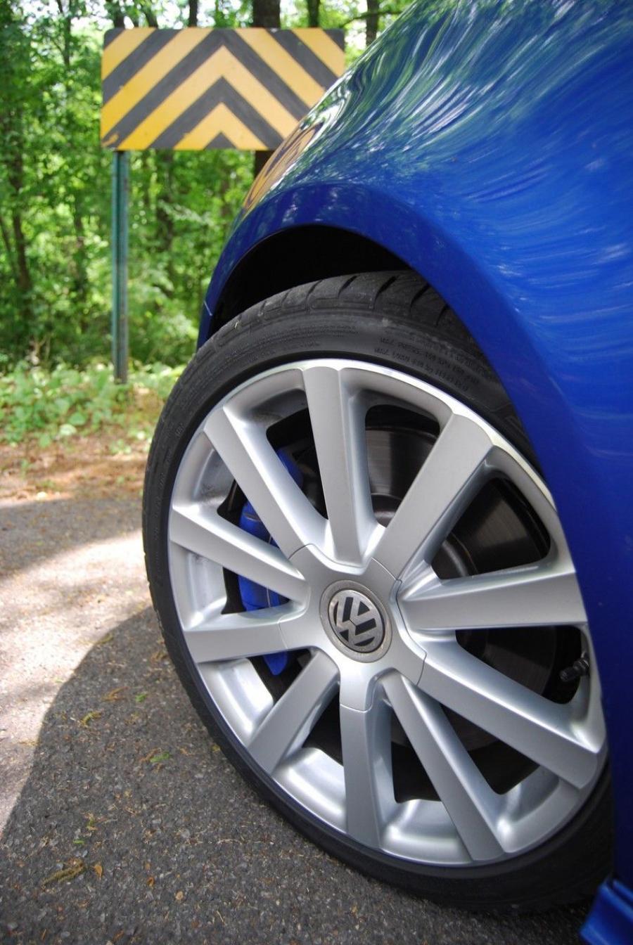  Volkswagen Golf R32 2008 года  (фото 43 из 62)